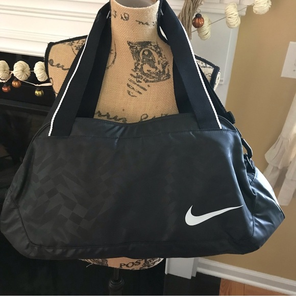 👟VINTAGE NIKE Black Athletic Bag - Picture 1 of 12